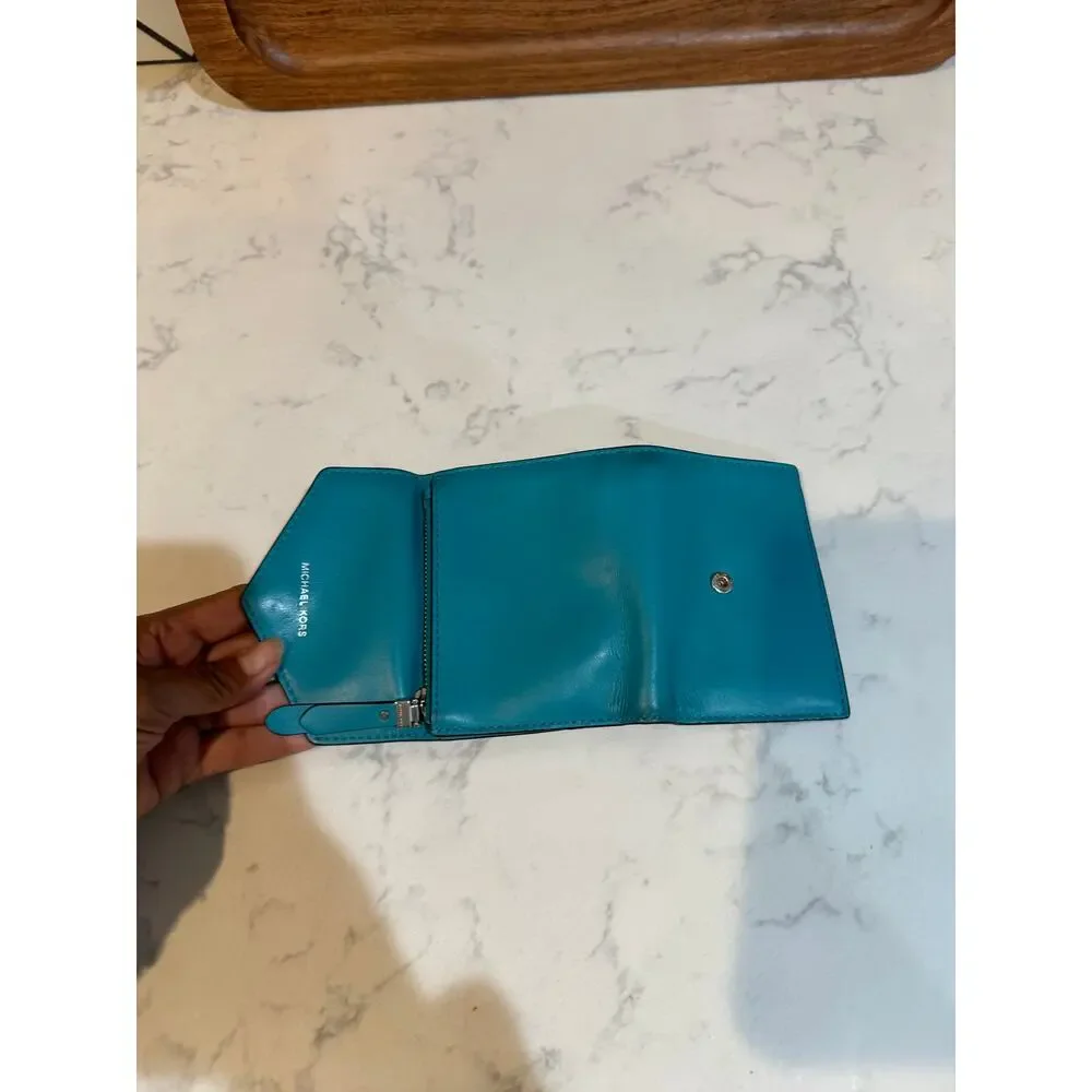 Michael Kors leather small envelope wallet snap closure turquoise 2017 preppy